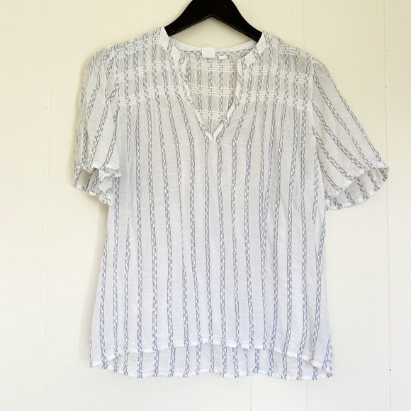 GAP Blue and White Striped Short Sleeve Blouse Small - Picture 1 of 5